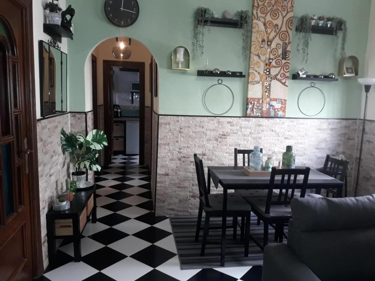 Apartamento La Escapada Málaga Kültér fotó